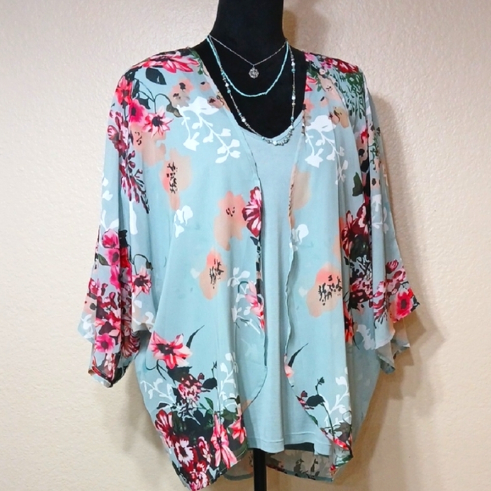 Boutique Bohemian Floral Kimono
